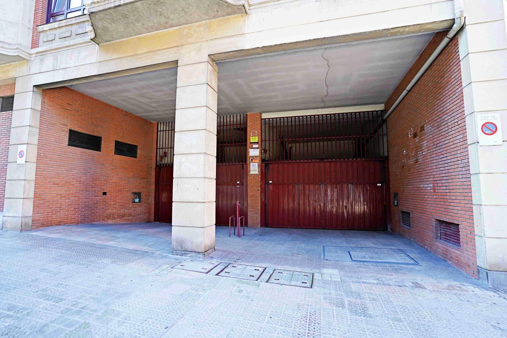 Apart 2 Terrazas Para 4 Personas Bilbao Centro Exteriör bild